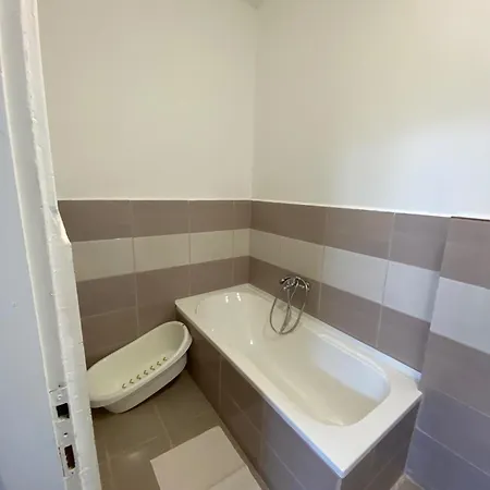 Moka-var Vendeghaz Dunakanyar *