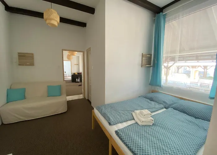 Moka-var Vendeghaz Dunakanyar